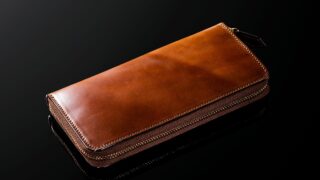 【超人気・品薄】シェルコードバン・アーチデュークはシェルコードバンを使用したジッパータイプの長財布