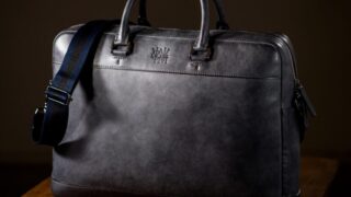 【人気】カルドミラージュ・キャメルはカルドミラージュを使用したビジネスバッグ