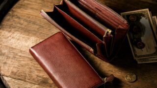 【人気】マルティーニ・シガーウォレットはマルティーニを使用したラウンドジップ長財布