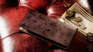 【人気】コードバンクラシック・ソードダンサーはコードバンクラシックを使用した長財布